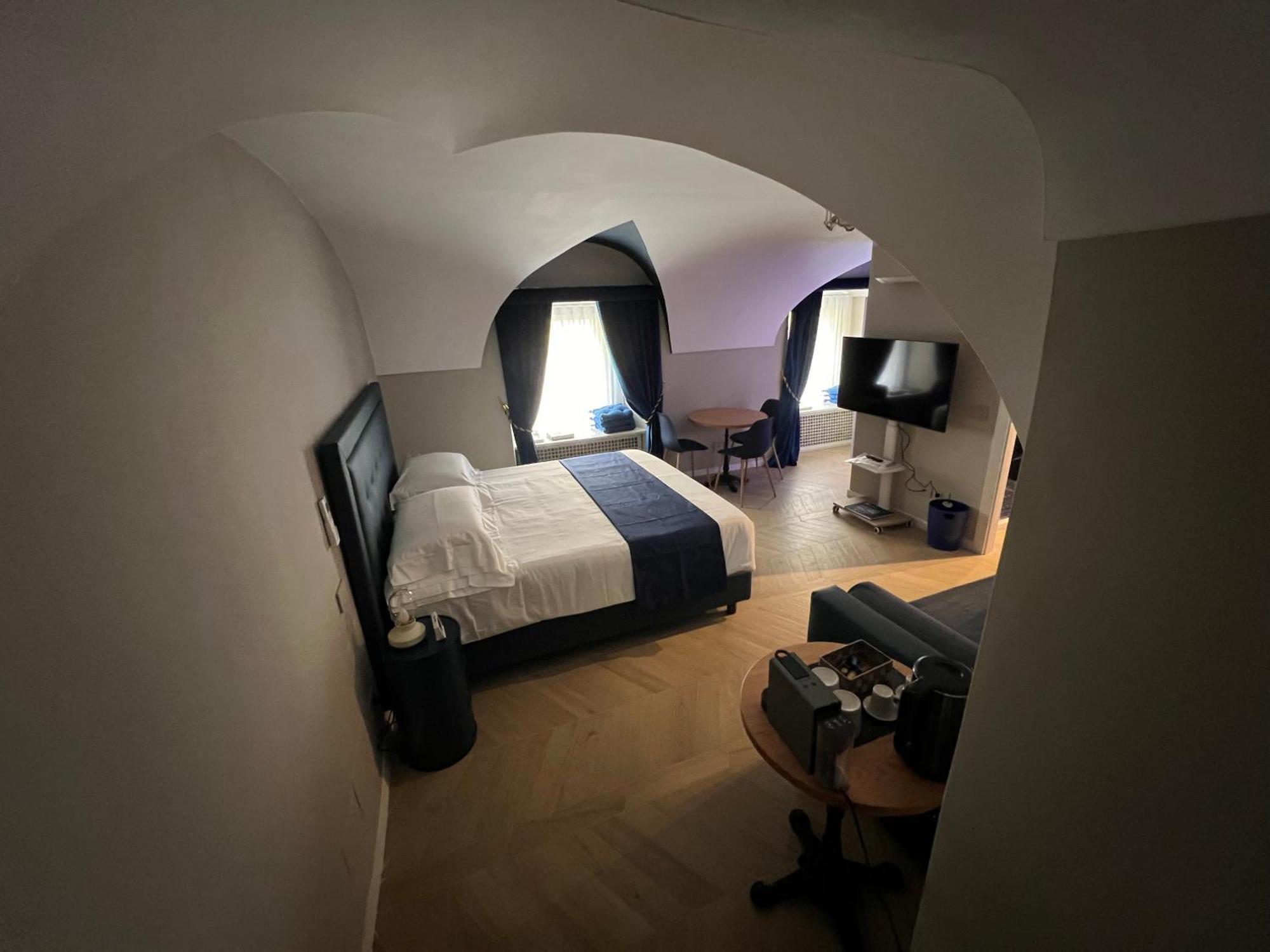 Rome Luxury Blue Suites- Love Luaran gambar